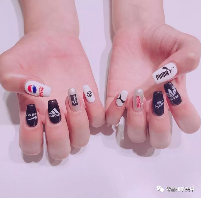 探索美甲之源，早期简约时尚款式赏析