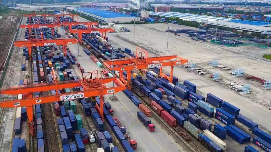 陆海新通道的早期探索与实践