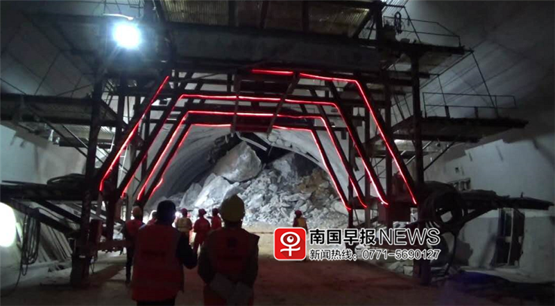 百色乐业隧道塌方事件，危机应对与反思的首报